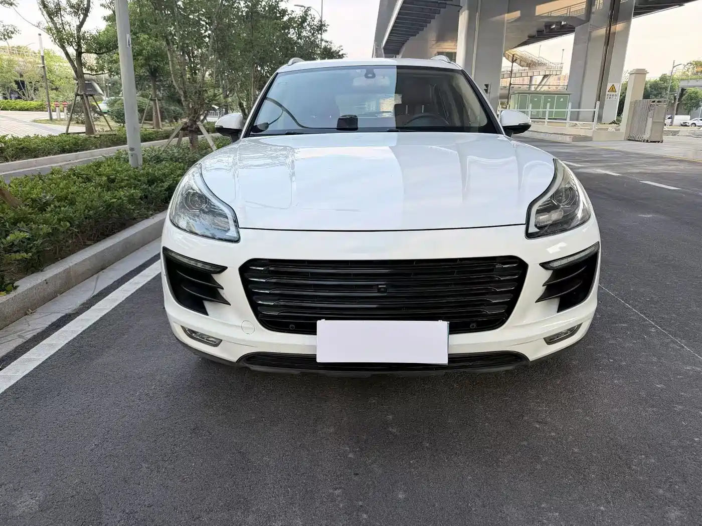 Zotye SR9 2017 2017 2.0T Auto Ultimate Light Edition