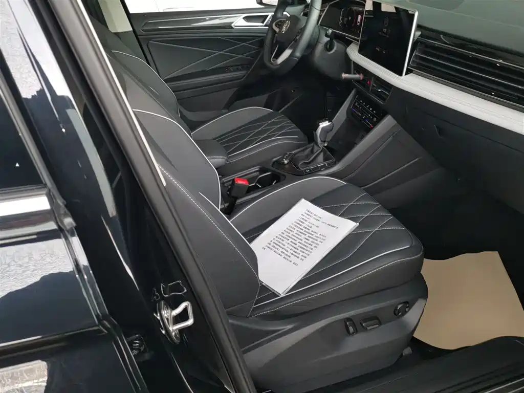 Volkswagen Tiguan L 2025 Model 300TSI Auto 2WD Dragon Edition фото 20