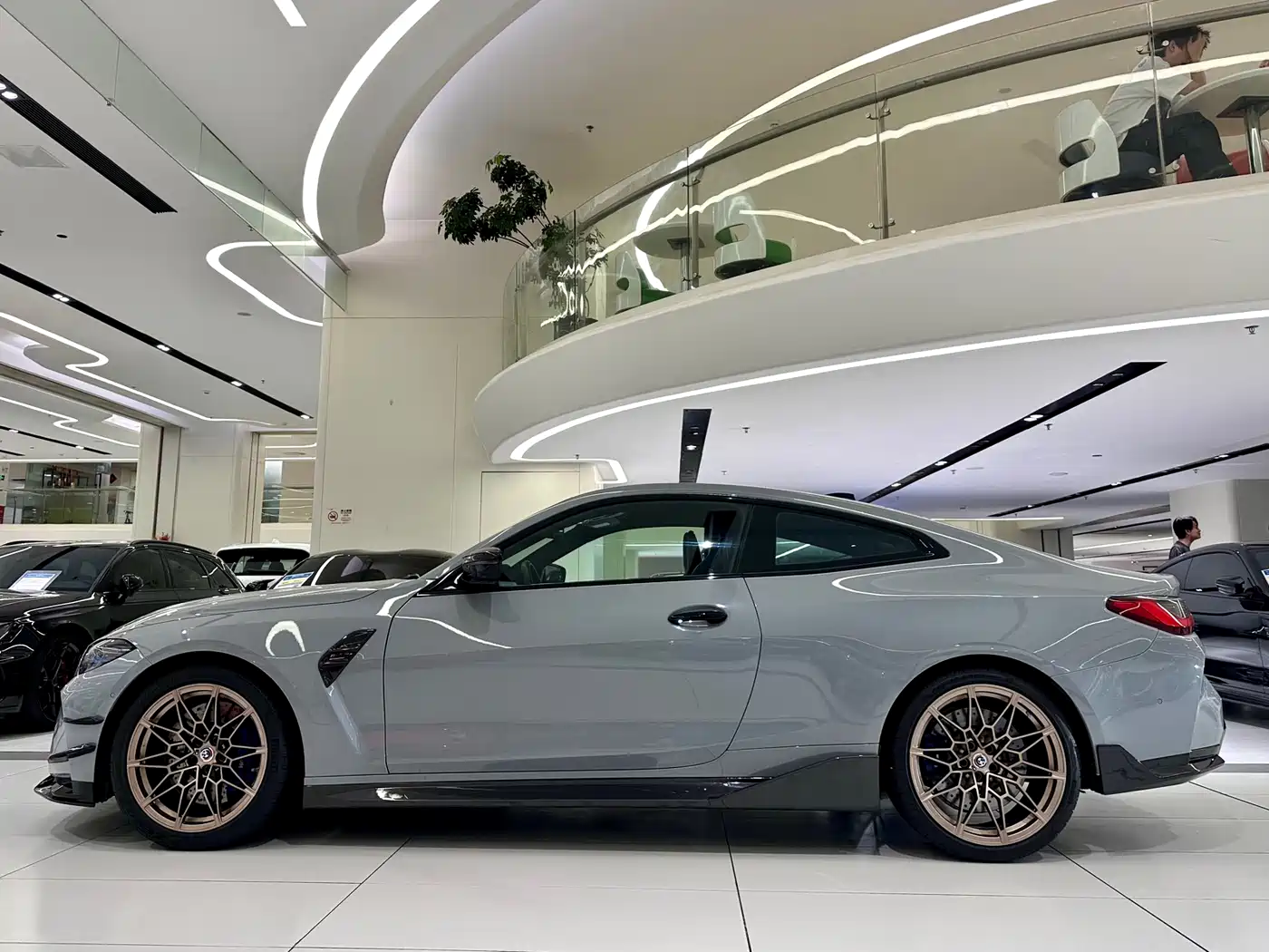 BMW M4