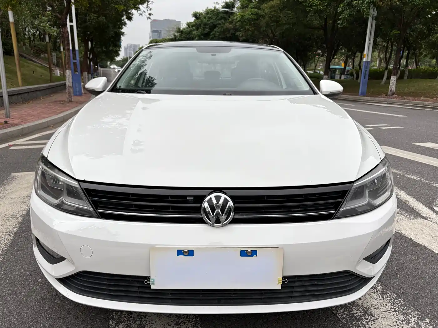 Volkswagen Lamando 2017 230TSI DSG Trend Edition фото 3