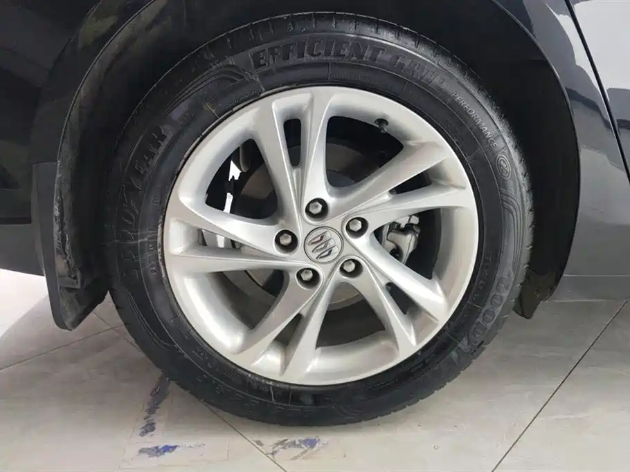 BUICK REGAL