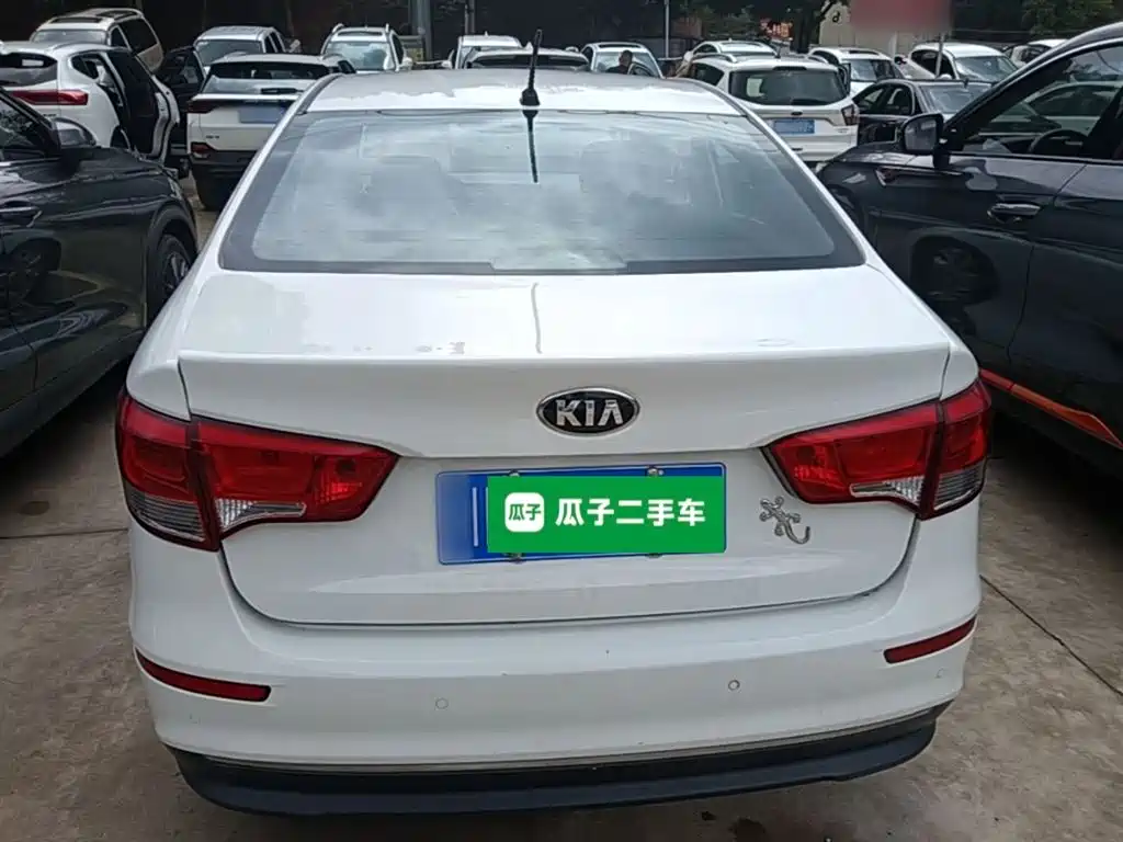 Kia K2 2015 Sedan 1.4L MT GLS фото 6