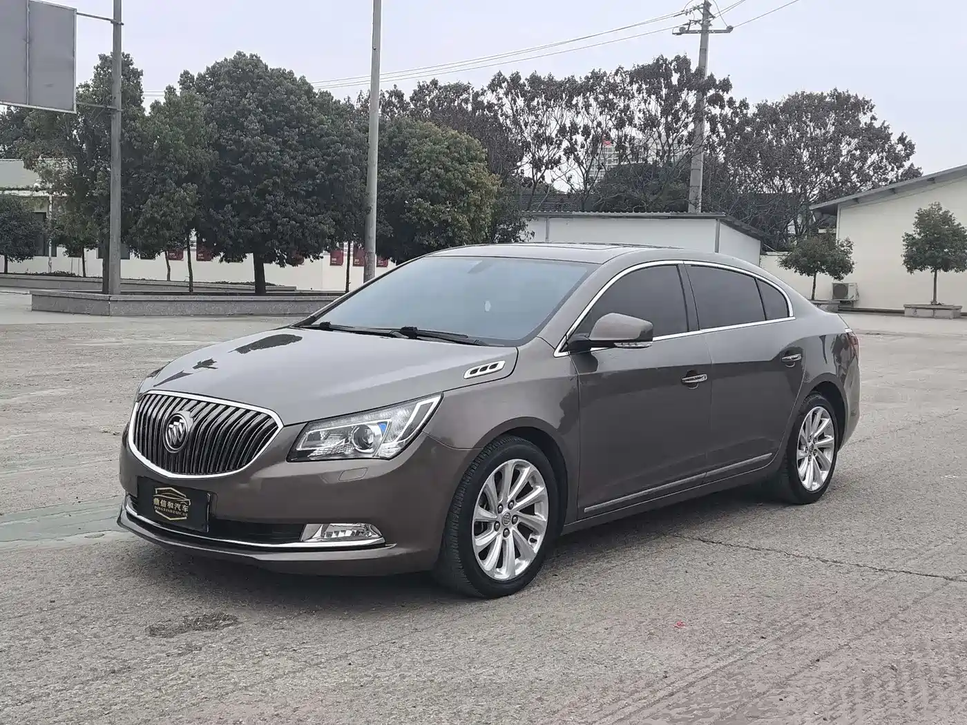 Buick LaCrosse 2013 2.4L SIDI Luxury Comfort