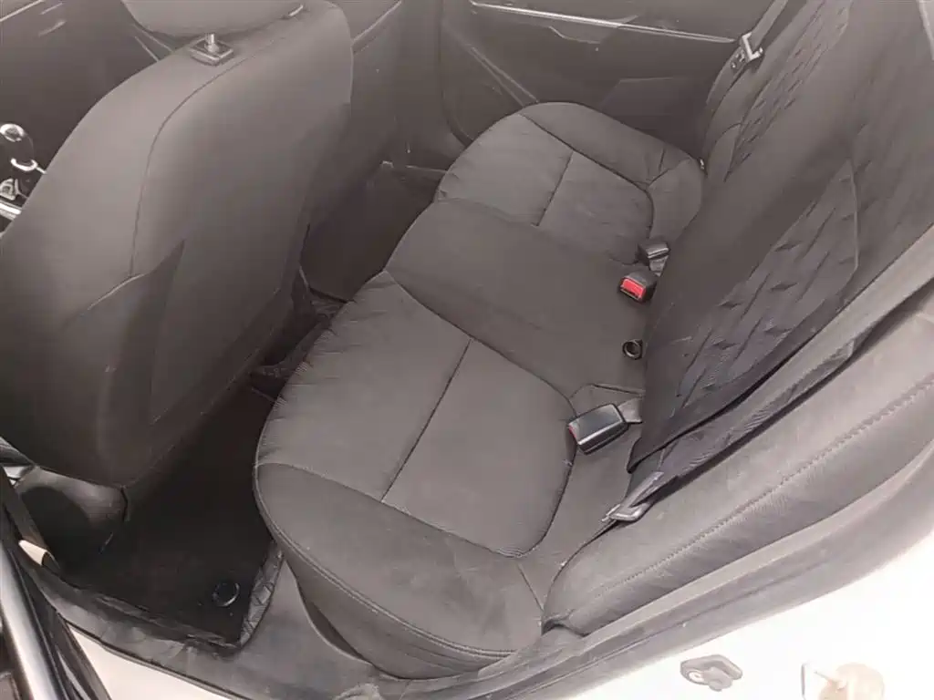 Kia K2 2015 Sedan 1.4L MT GLS фото 17