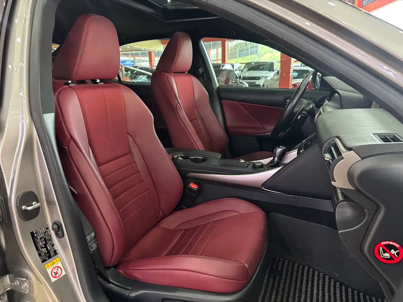 Lexus IS 2017 300 F SPORT фото 12
