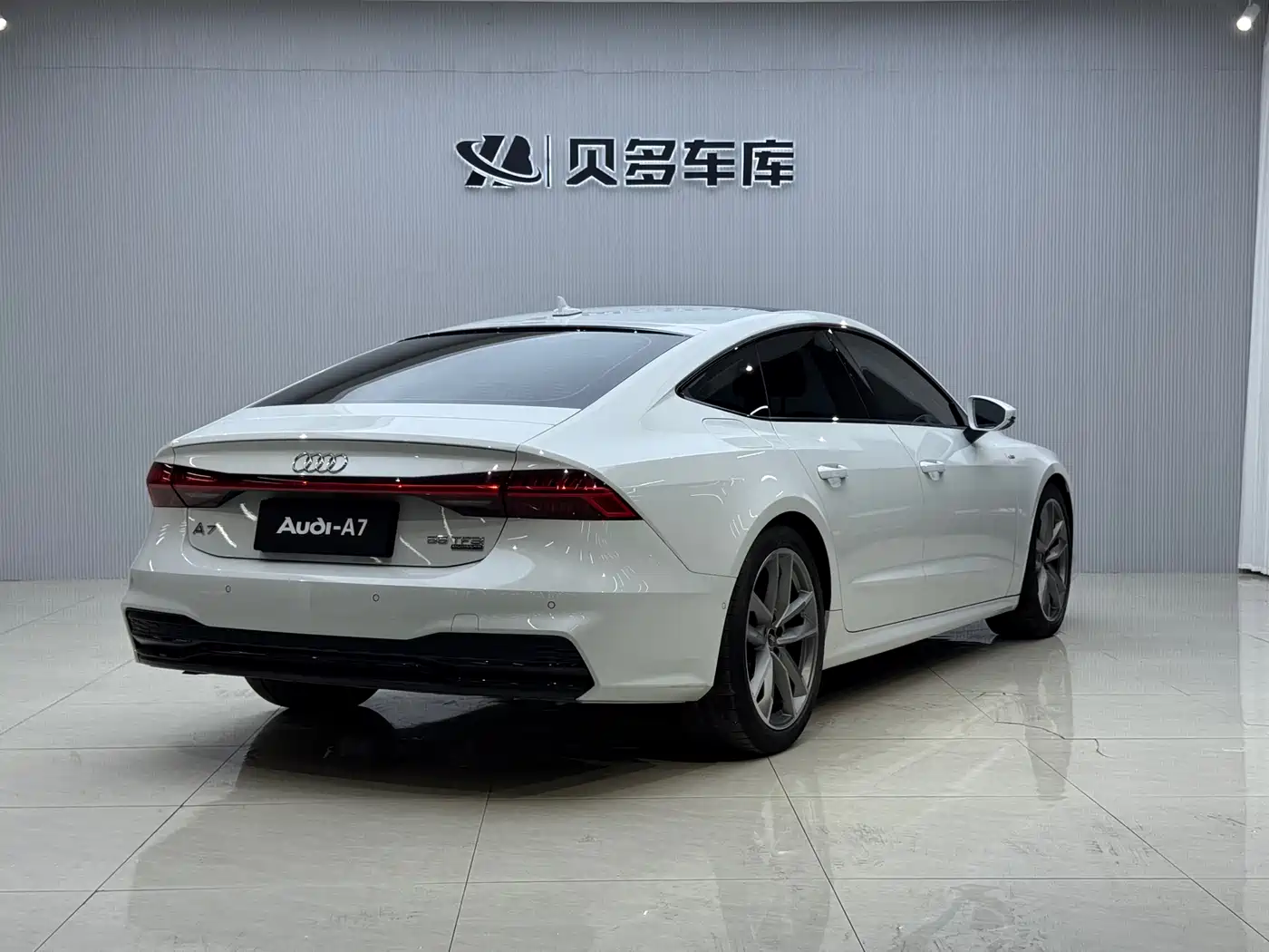 Audi A7 2024 45 TFSI Premium Selection фото 5