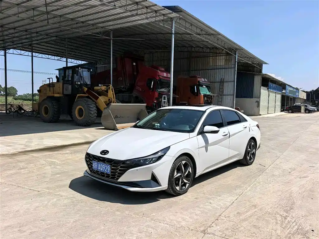 Hyundai Elantra 2021 1.5L CVT GLX Elite Edition