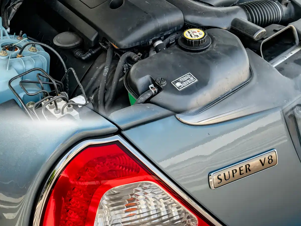 Фото 4 - Jaguar XJ