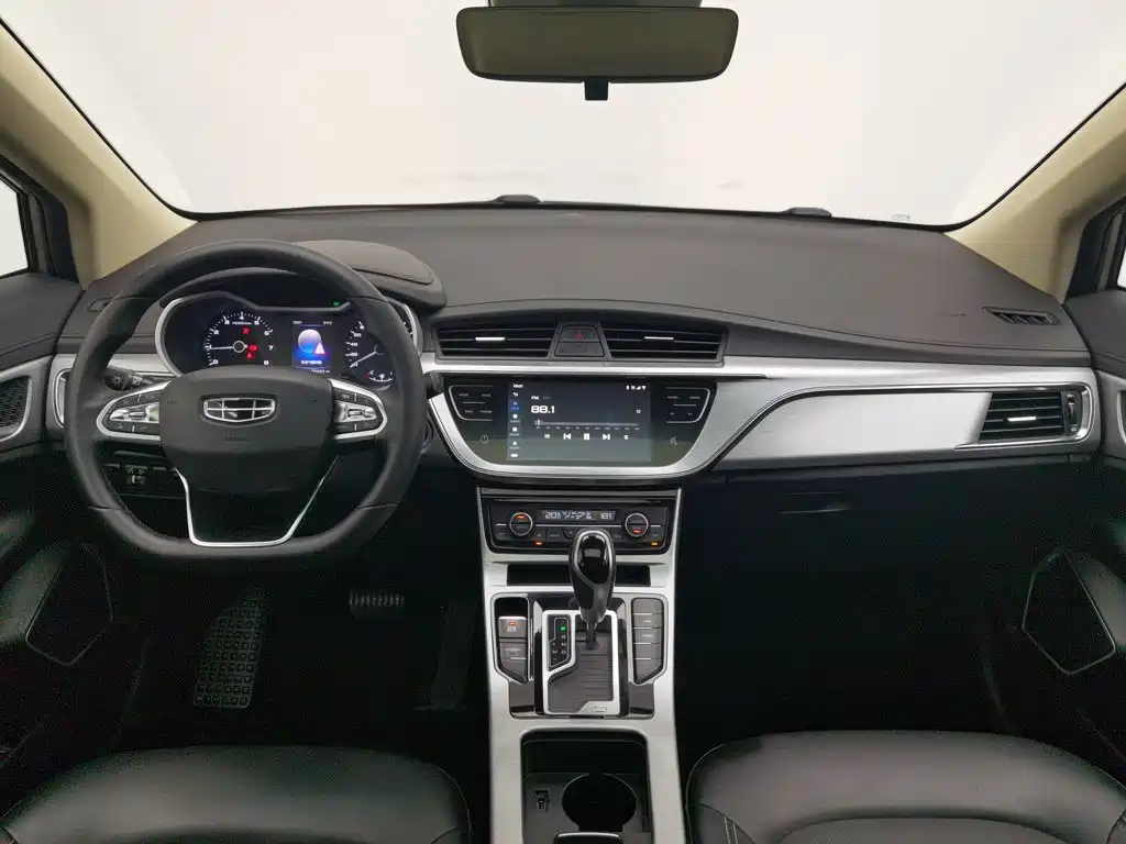Photo 5 - Geely Emgrand GS