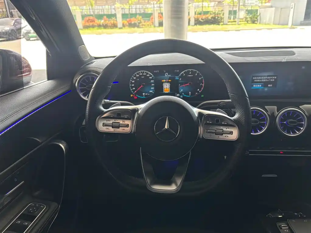 Mercedes-Benz A-Class 2022 Facelift II A 200 L Sport Sedan Fashion фото 14