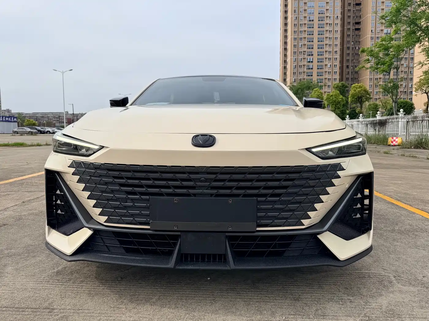 CHANGAN UNI-V