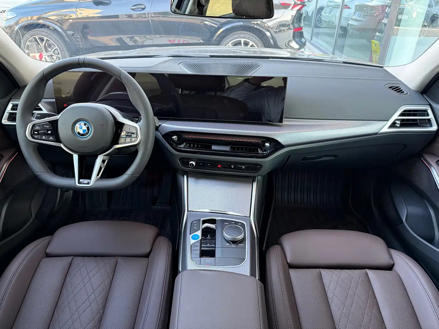 Фото 5 - BMW i3