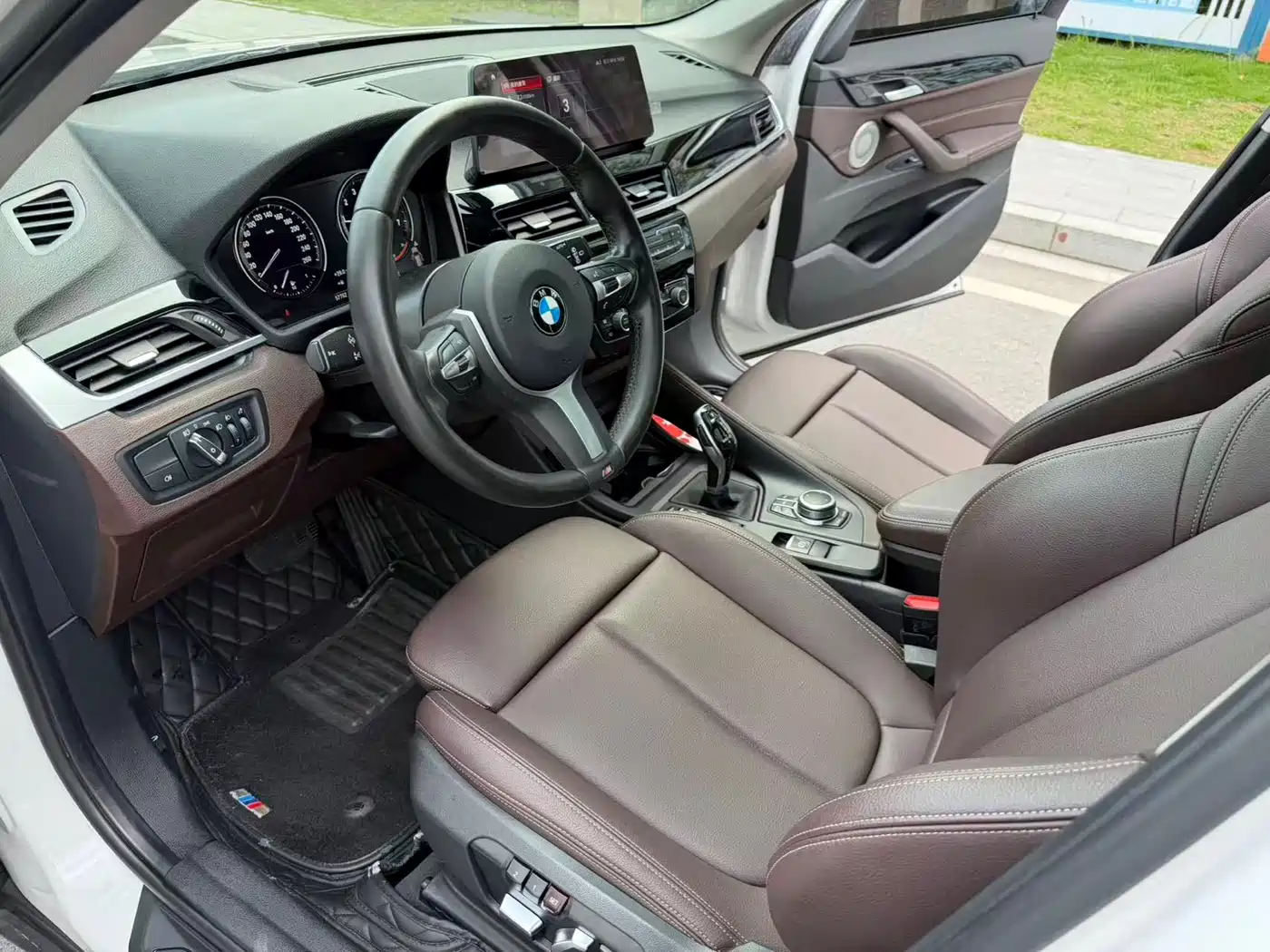 BMW X1 2021 Facelift sDrive25Li Leading фото 12