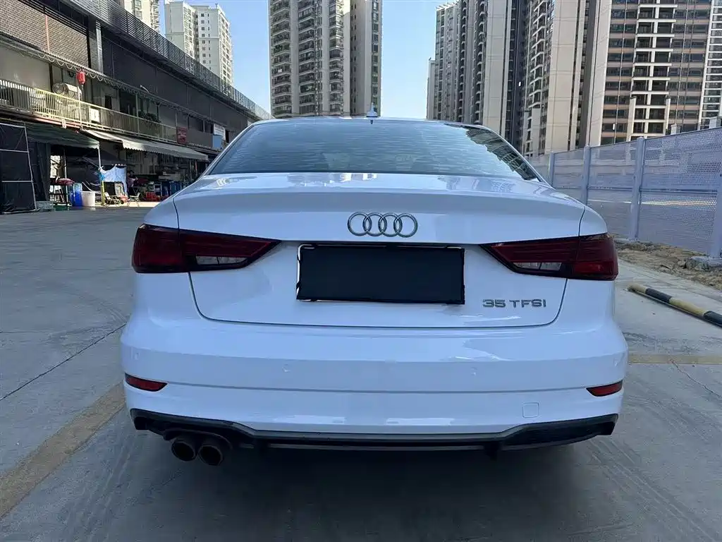 Audi A3 2017 Limousine 35 TFSI Progressive фото 8
