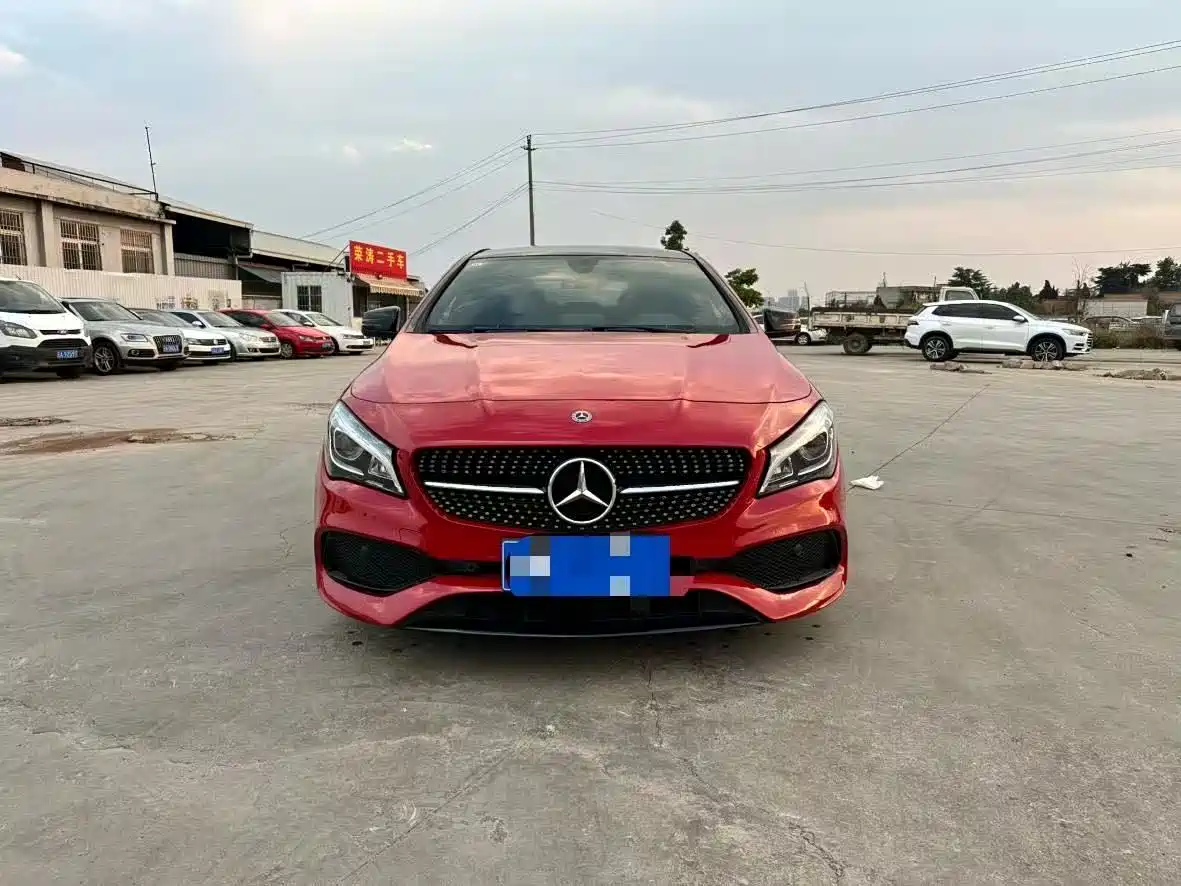 Mercedes-Benz CLA (Import) 2017 CLA 260 4MATIC фото 3