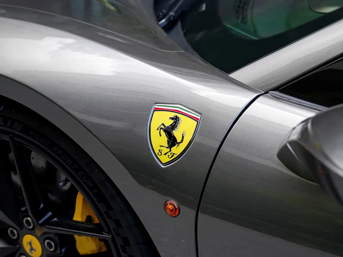 Ferrari 488 2019 2019 488 Pista Spider