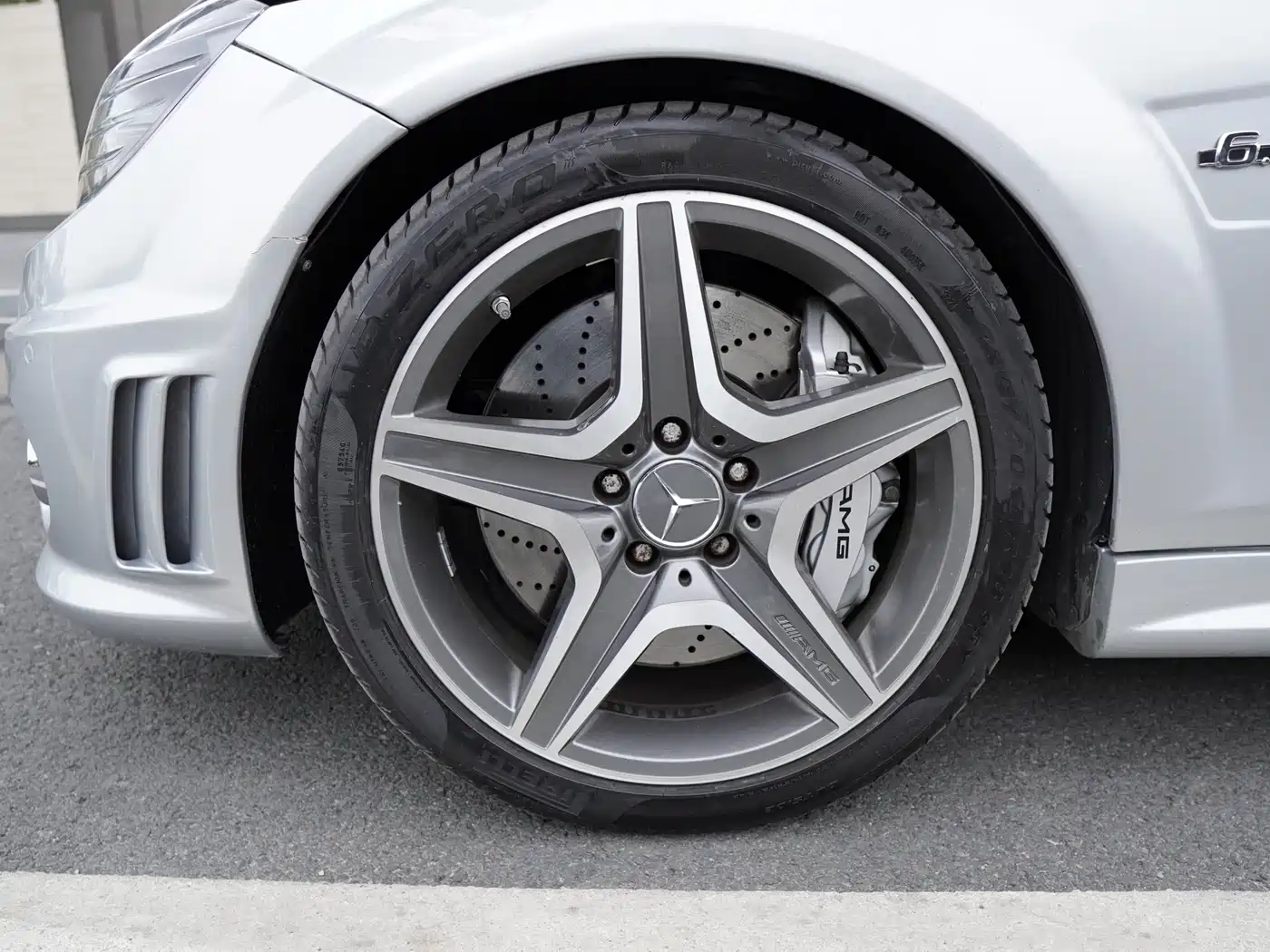 Mercedes-Benz C-Class AMG 2010 AMG C 63 Sport Enhanced Edition фото 19