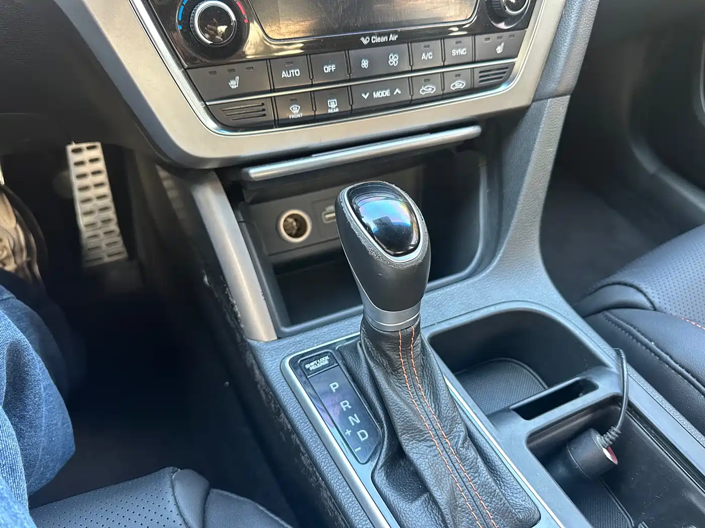 Hyundai Sonata 2015 1.6T GLX Leading фото 12