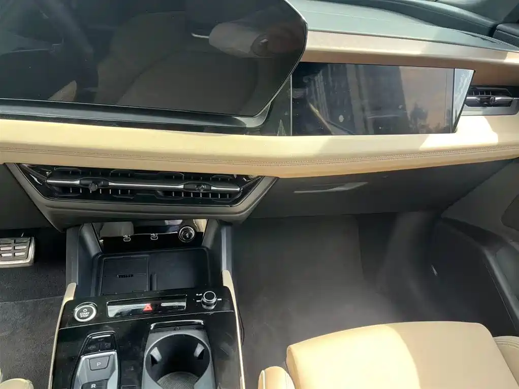 Audi Q6L e-tron 2025 2025 Model Pioneer Edition