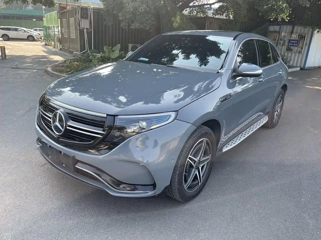 MERCEDES-BENZ EQC