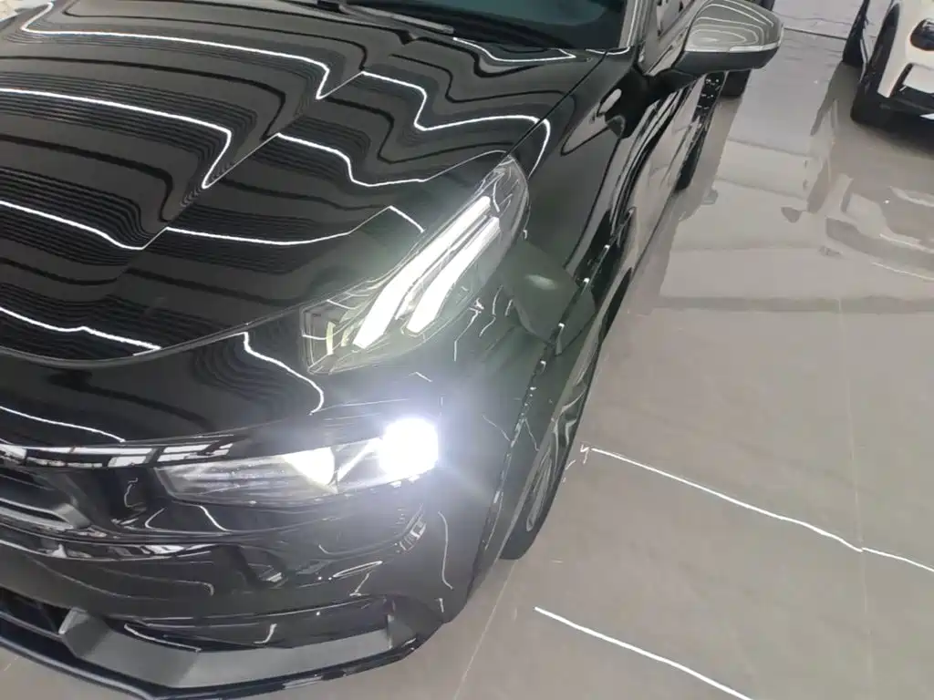 Lynk & Co 02 Hatchback 2022 2021 2.0TD Halo