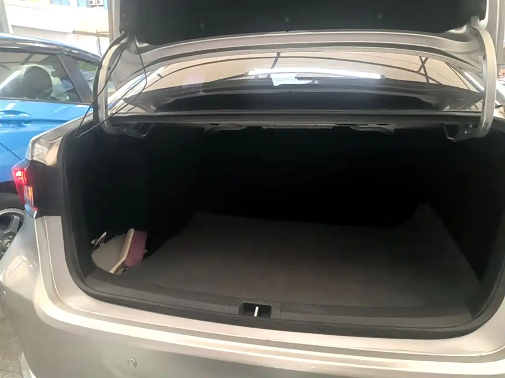 Toyota Corolla 2021 TNGA 1.5L CVT Elite Edition фото 19