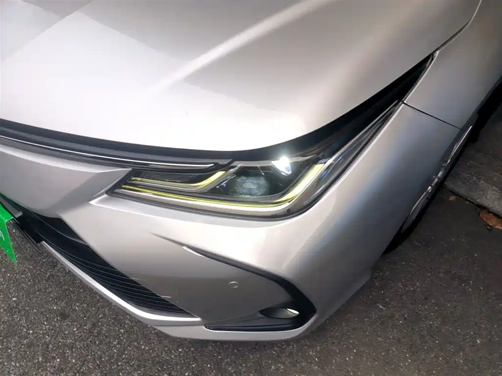 Toyota Corolla 2021 TNGA 1.5L CVT Elite Edition фото 24
