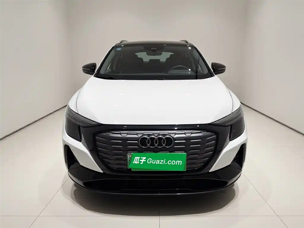 Audi Q5 e-tron 2022 40 e-tron Starlight Mech Suit фото 3