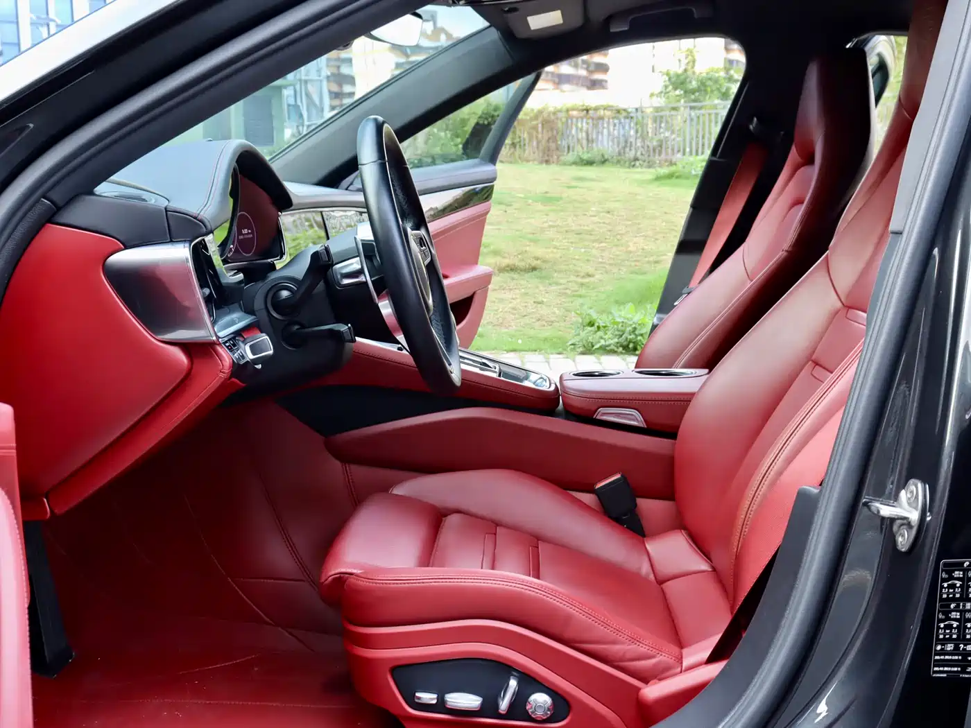 Porsche Panamera 2019 Panamera 2.9T фото 9