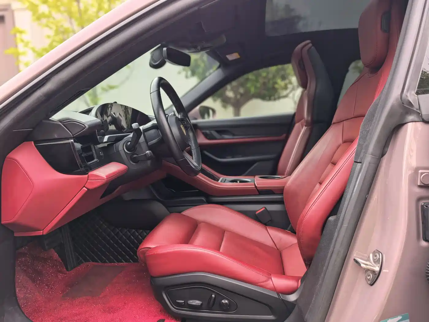 Porsche Taycan 2020 Taycan фото 12