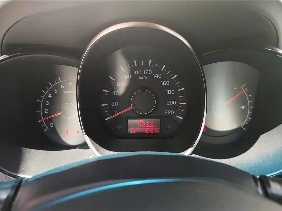 Kia K2 2015 Sedan 1.4L MT GLS фото 14