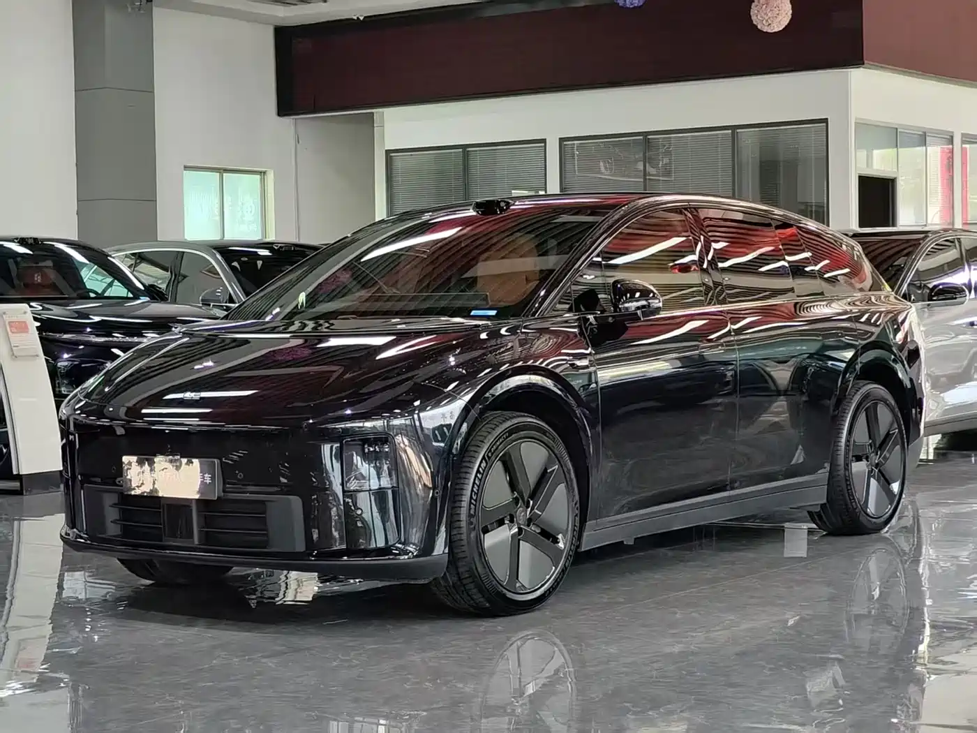 Li Auto i6 2025 2WD Base Model