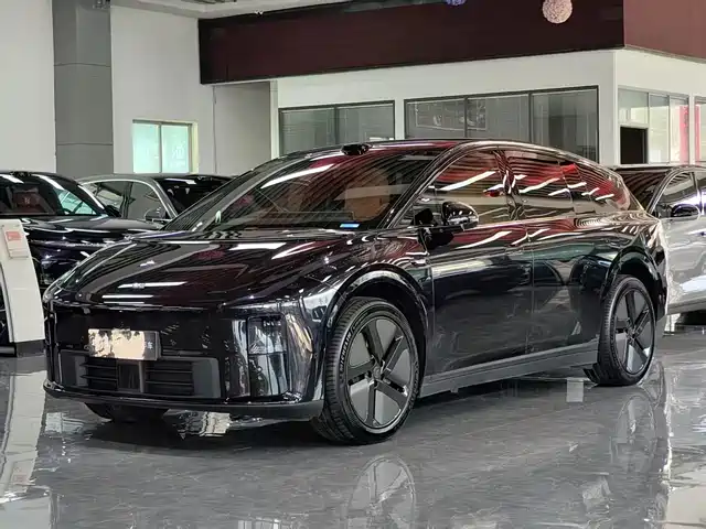  Li Auto Li Auto i6 2025 2WD Base Model
