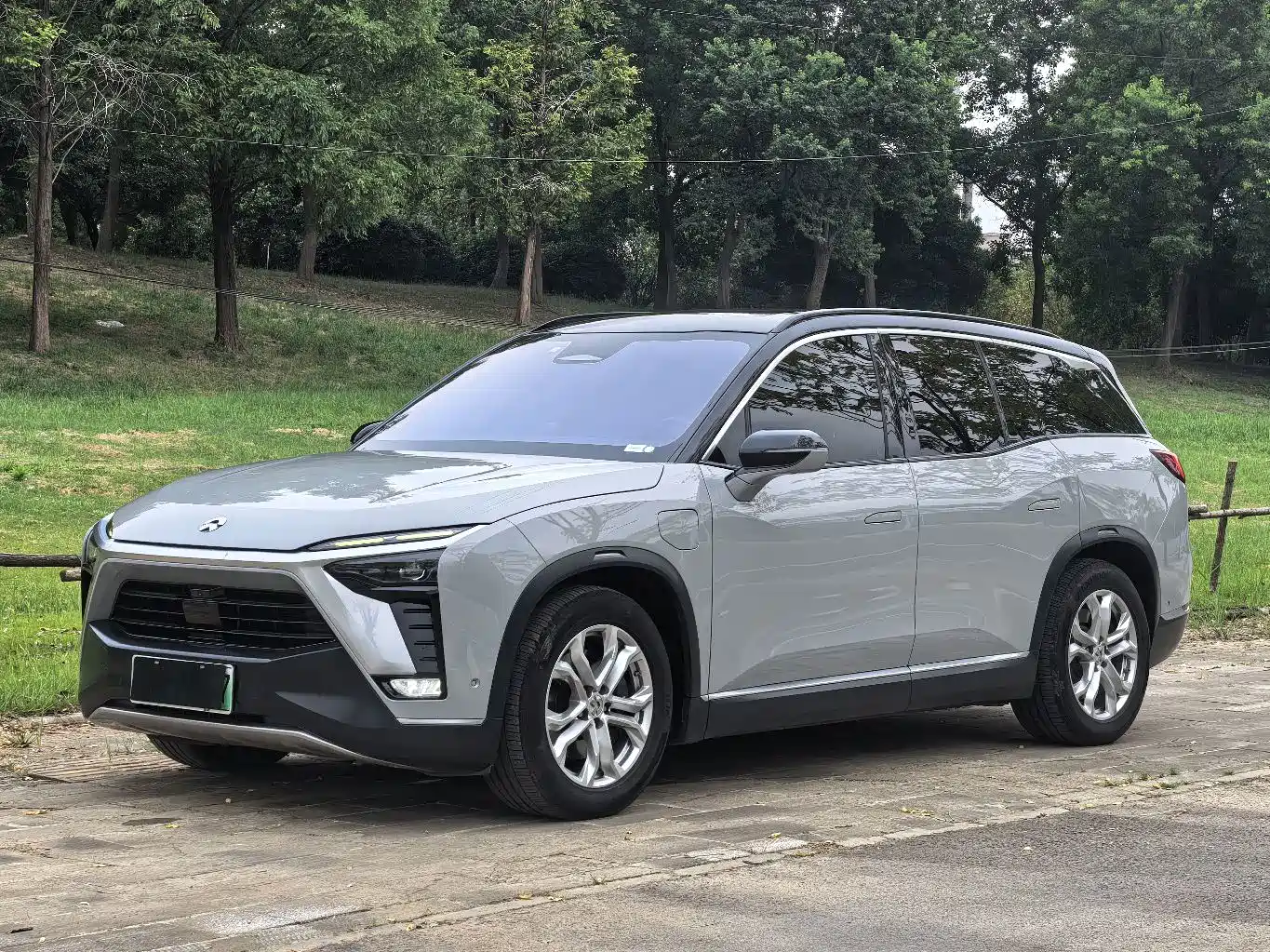 NIO ES8 2020