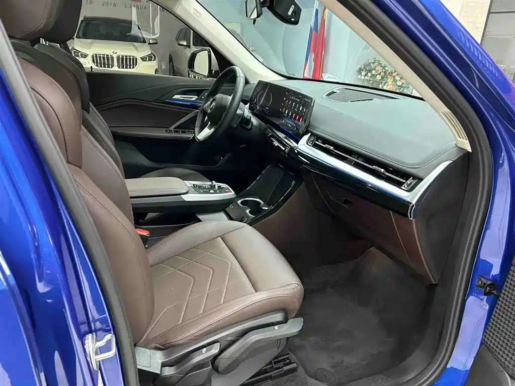 BMW X1 2023 sDrive20Li X Design Package фото 13