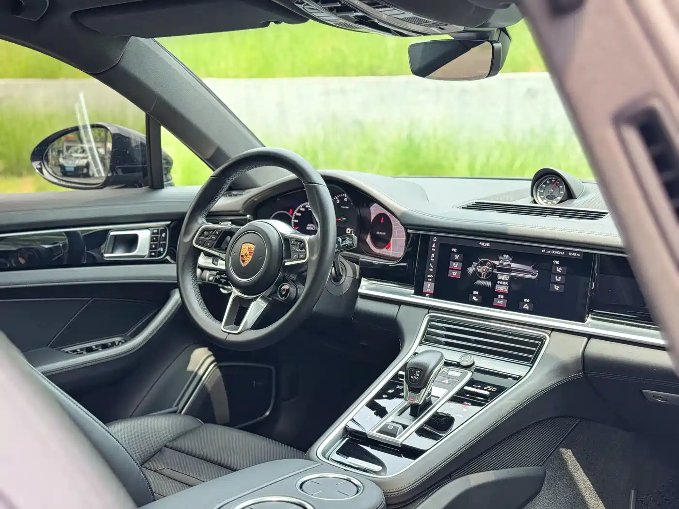 Porsche Panamera 2017 Panamera 4 Executive Long Wheelbase 3.0T фото 9