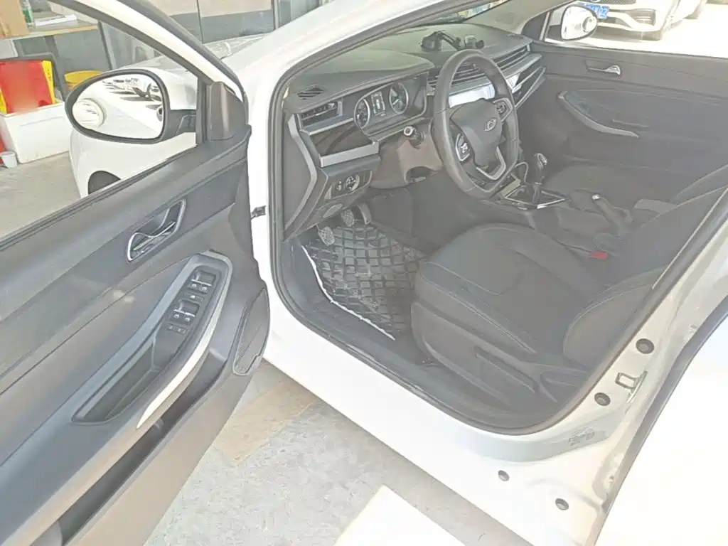 Chery Arrizo 5 2023 2021 PRO 1.5L Manual Youth Edition