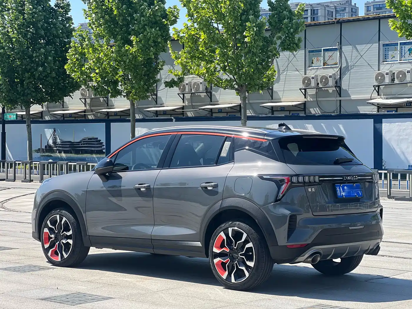 Lynk & Co 06 2020 1.5T Halo фото 5