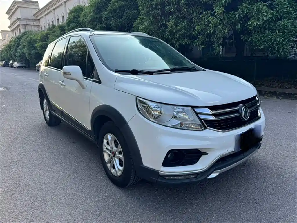 Dongfeng Fengxing Joyear X3 2017 2017 1.5L Manual Comfort