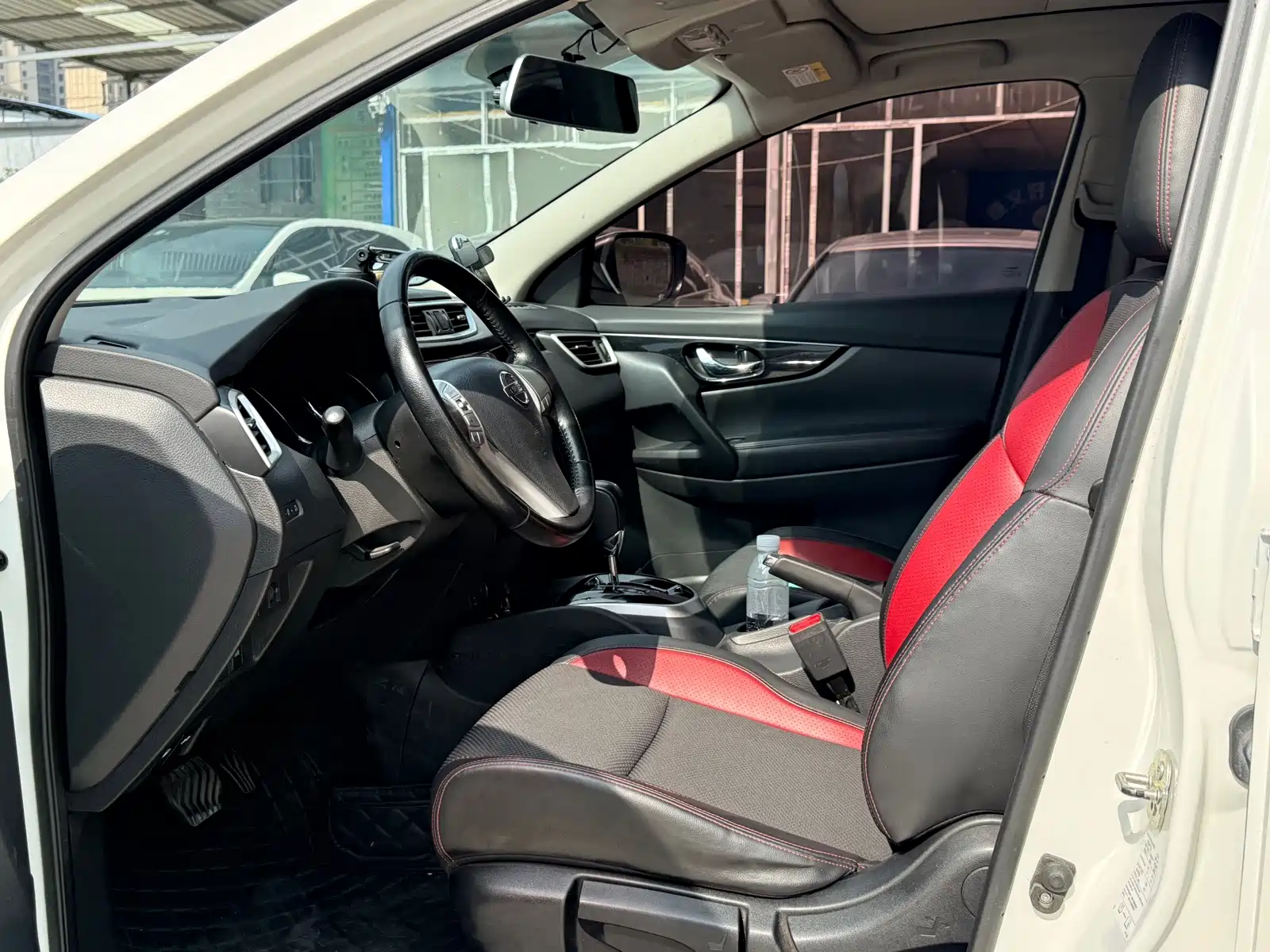 Фото 4 - Nissan Qashqai
