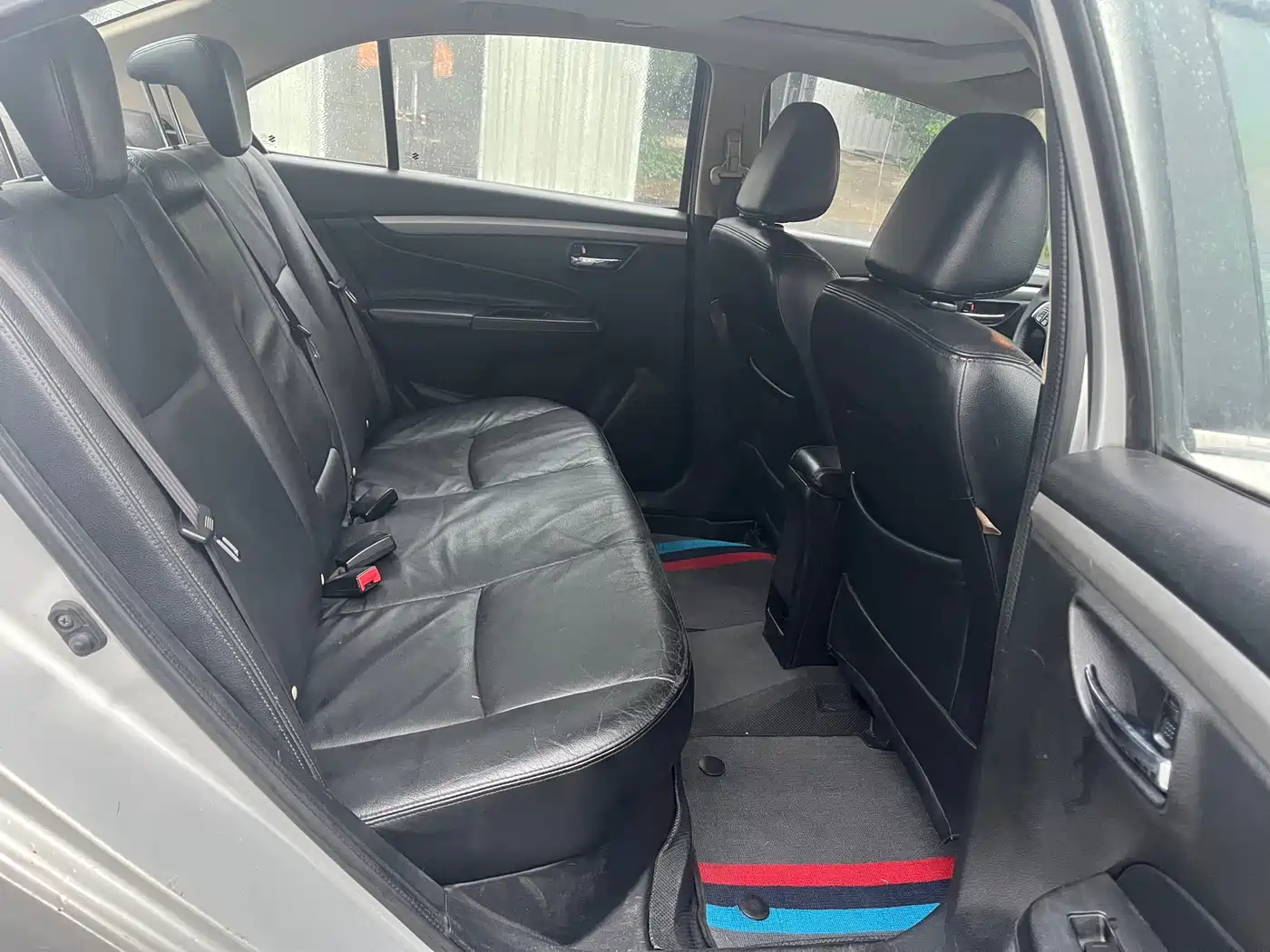 Suzuki Alivio 2015 1.6L Manual Enjoyment фото 13