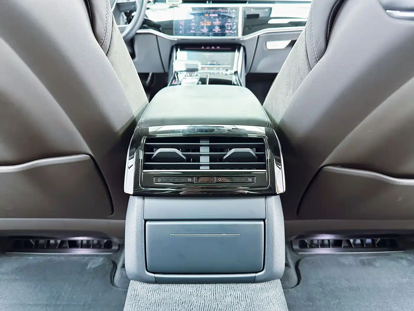 Audi A8 2019 Plus A8L 50 TFSI quattro Comfort фото 20