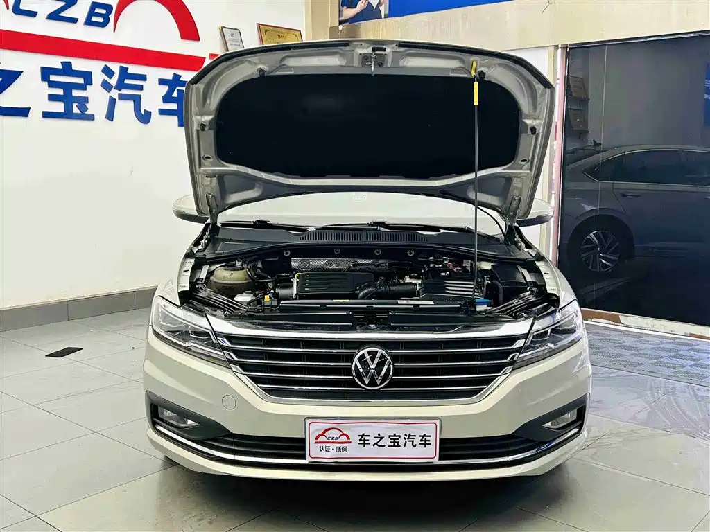Volkswagen Lavida 2022 1.5L Auto Vision Edition фото 26
