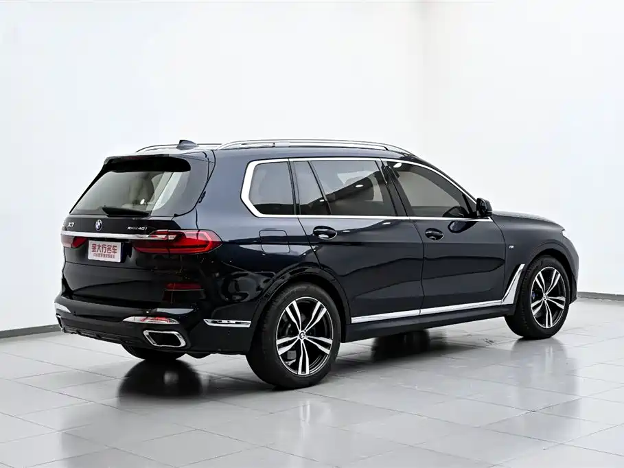 BMW X7 2022 xDrive40i Exclusive M Sport Package фото 7