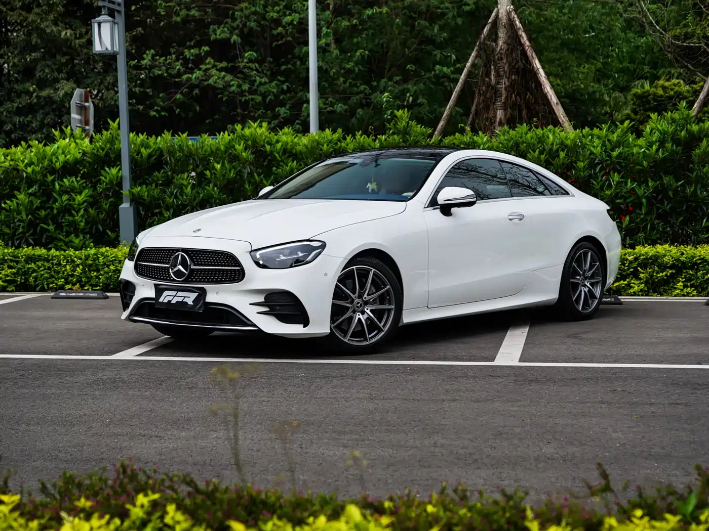 Mercedes-Benz E-Class (Import) 2023 E 260 Coupe