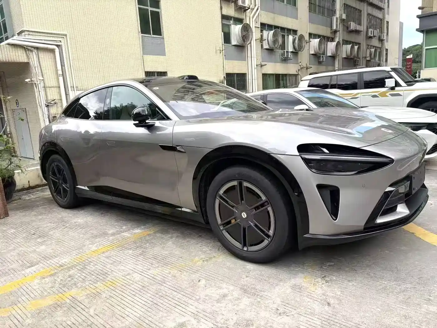 XIAOMI CAR XIAOMI YU7
