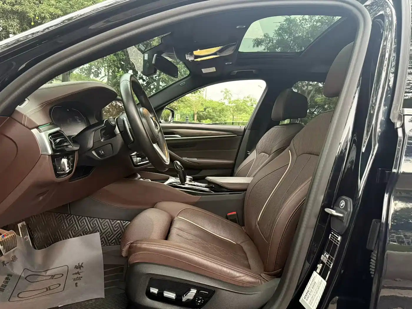 BMW 5 Series 2022 530Li Exclusive M Sport Package фото 5