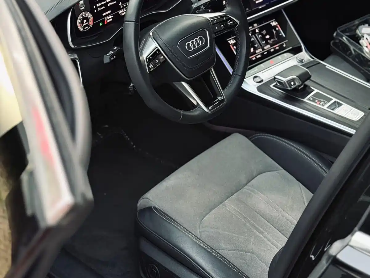 Audi A6L 2024 45 TFSI quattro Premium Dynamic фото 4