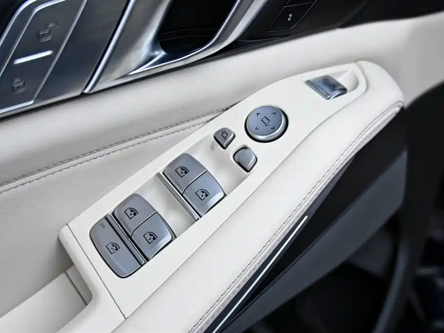 BMW X7 2022 xDrive40i Exclusive M Sport Package фото 22