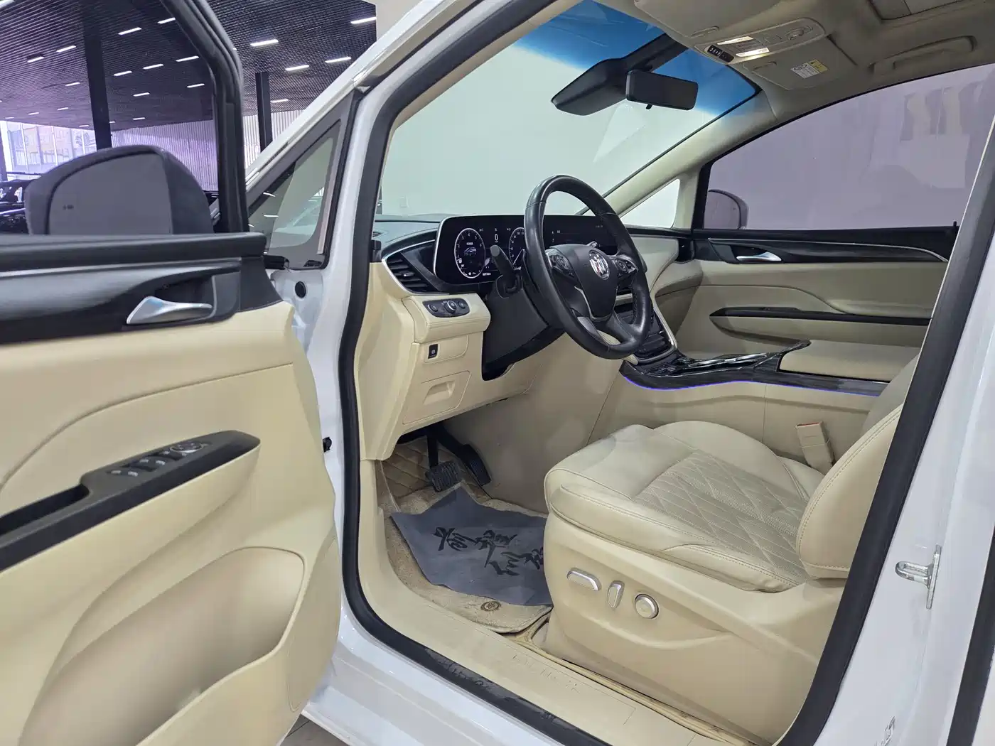 BUICK GL8
